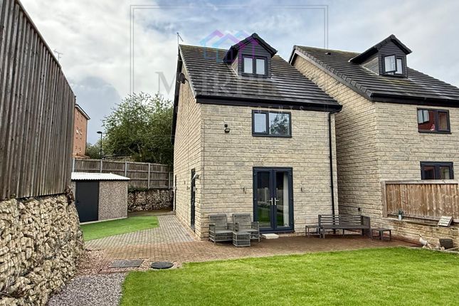 74 Friarwood Lane, Pontefract photo 2