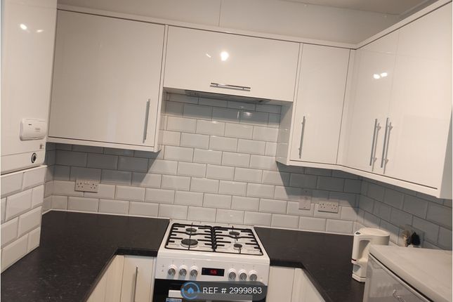 Flat  Florence Court, Naples Road Edgeley, Stockport photo 2