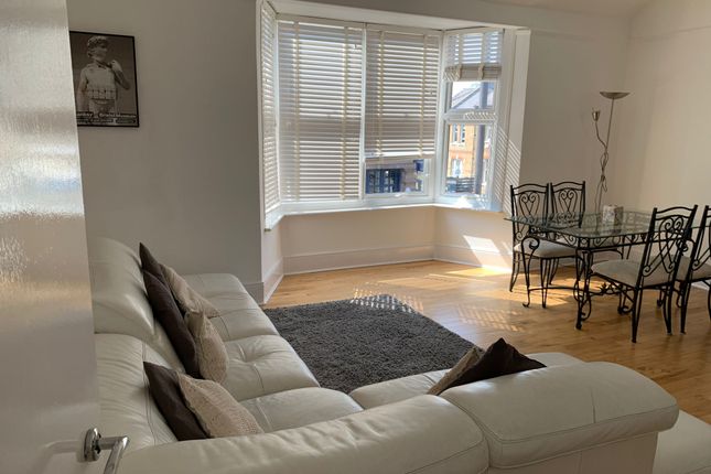 Thumbnail Flat to rent in St. Leonards Avenue, Windsor