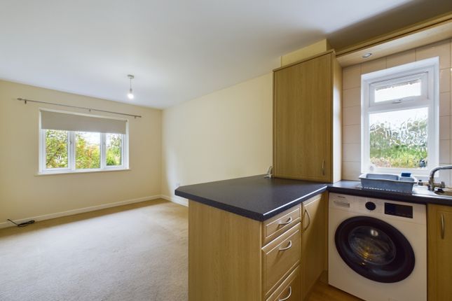 Cam01740G0-Pr0263-Still001