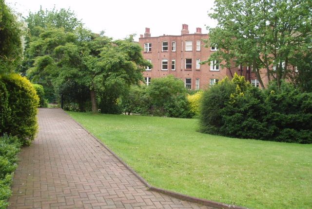 Cannon Hill   Marlborough Mansions, West Hampstead photo 3