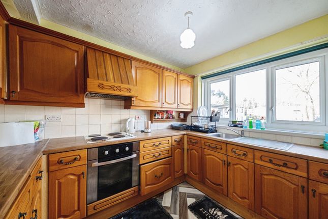 Flat 5, Durham Court, 27a, Abdon Avenue, Birmingham photo 3