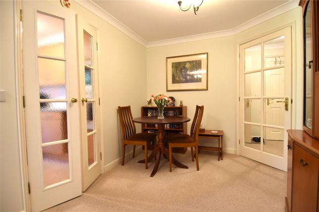 Flat 9, Whittingham Court,, Tower Hill, Worcestershire photo 3