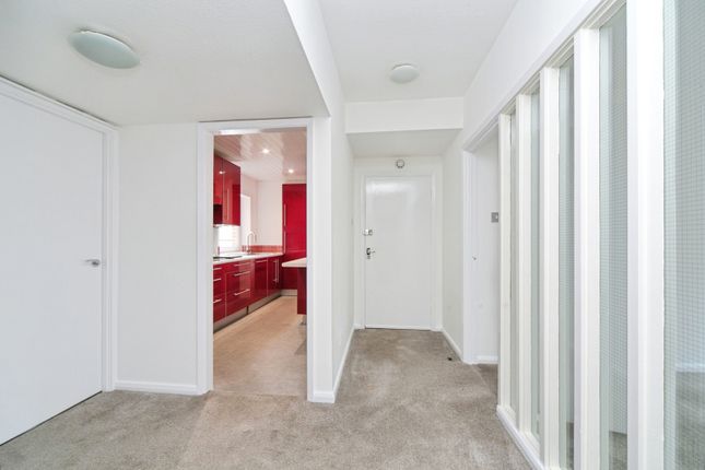 8, Garth Court, Llandudno photo 2