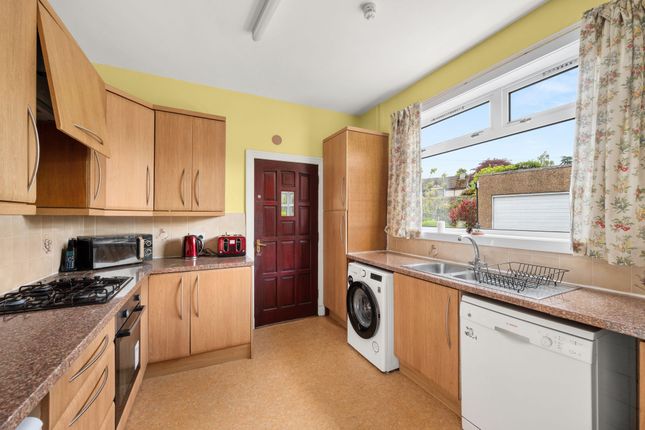 20 Albert Gardens, Dundee photo 4