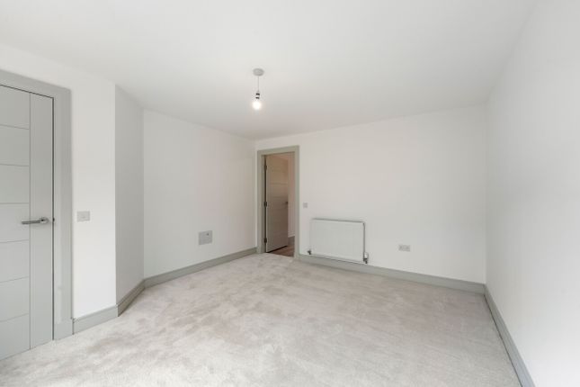 Plot_71, Torvean photo 2