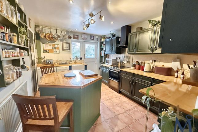 32, Wood Street, Ashby-De-La-Zouch photo 2