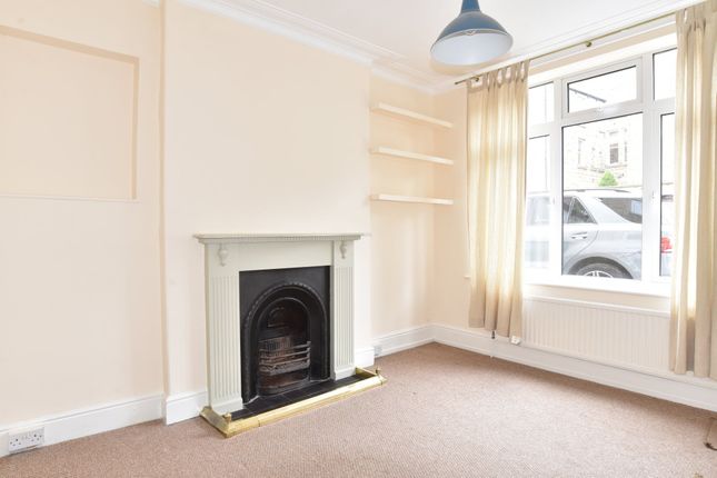 2 Valley Mount, Harrogate photo 3