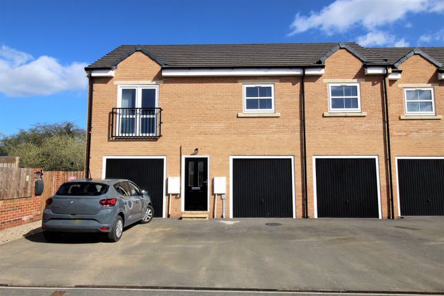 Thumbnail Flat to rent in Waterside Road, Stainforth, Doncaster, South Yorkshire