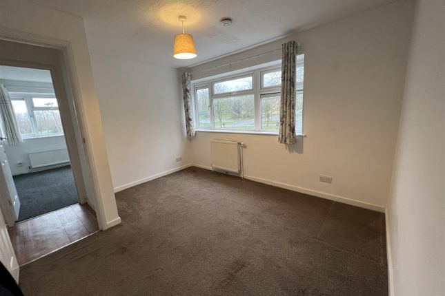 325b, Conniburrow Boulevard, Milton Keynes photo 3