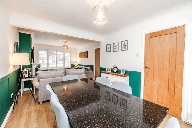 62, Ladywell Way, Newcastle Upon Tyne photo 4