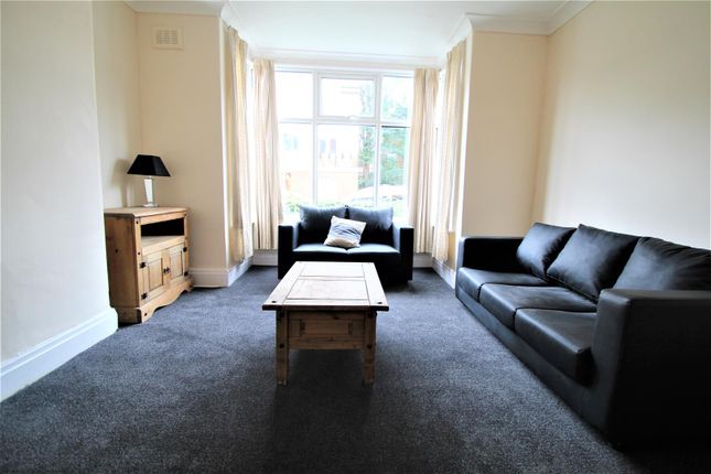 Headingley Avenue, Leeds photo 3