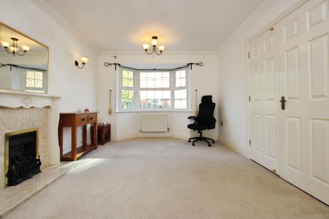 127, Wright Way, Bristol photo 2