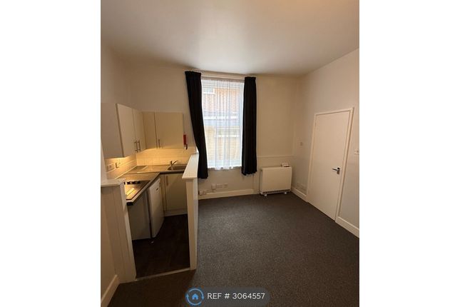 Flat, Howard Road, Southampton photo 4