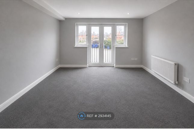 Flat, The Courtyard Beasley Avenue, Newcastle photo 4