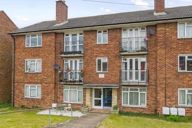 Thumbnail Flat for sale in Firmstone Road, Winchester