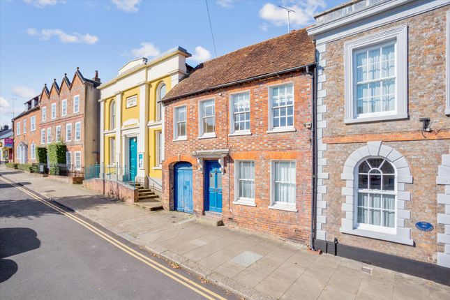 Town house for sale in High Street, Hungerford, Berkshire