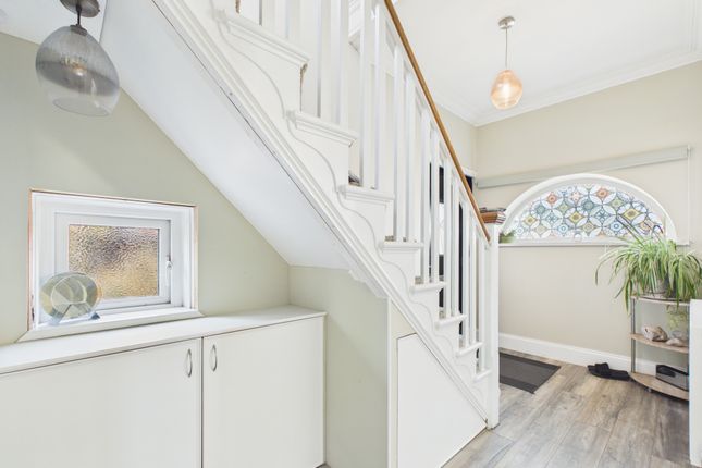 6, Cae Brynton Road, Newport photo 4
