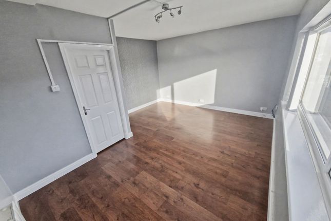 137 Randale Drive, Bury photo 4