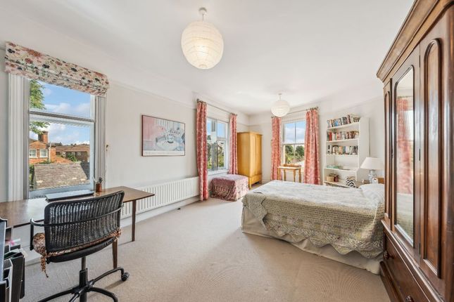 74 South Worple Way, London photo 4