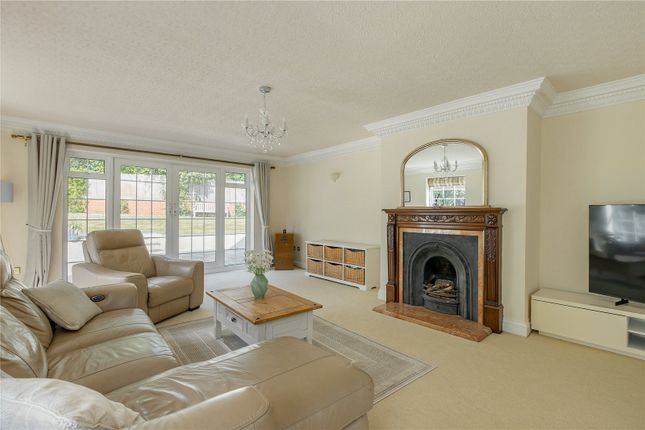 Lavenham House, 5, Clays Meadow, Saffron Walden photo 3