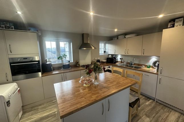 36, The Knoll, Keighley photo 4