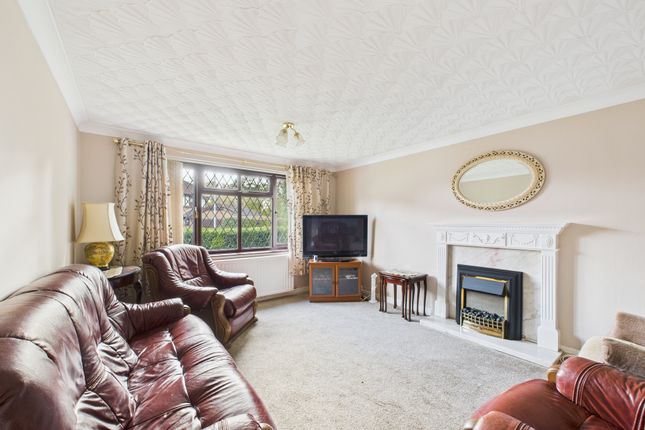 32, Haywood Gardens, St Helens photo 4