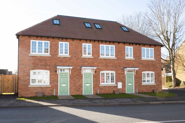 Thumbnail Town house to rent in High Street, Canterbury