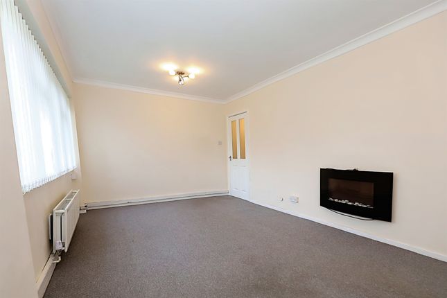 Flat for sale in Redhurst Drive, Fordhouses, Wolverhampton