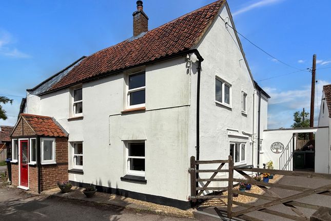 3-bed house on 18, Whitecroft, Dilton Marsh, £350,000