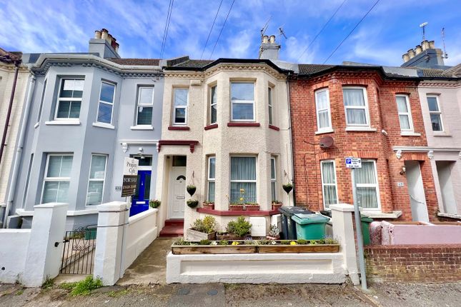 Thumbnail Flat for sale in Cornwall Road, Bexhill-On-Sea