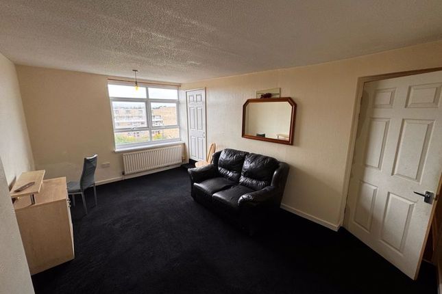 56, Kenilworth Court, Washington photo 3