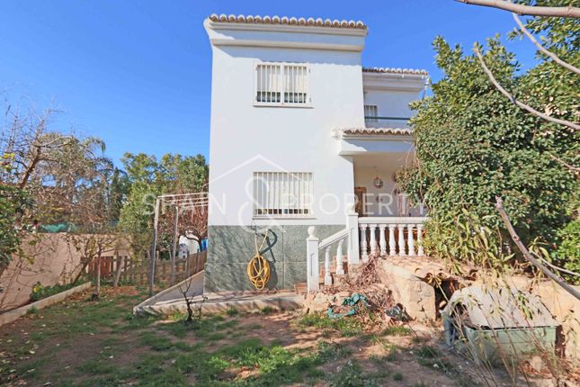 Thumbnail Link-detached house for sale in Montserrat, Valencia (Province), Valencia, Spain