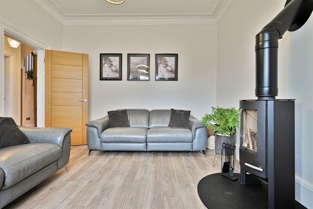 5, Milton Street, Carluke photo 4