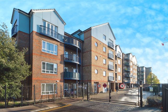 Flat for sale in Anchor Court, Argent Street, Grays, Essex