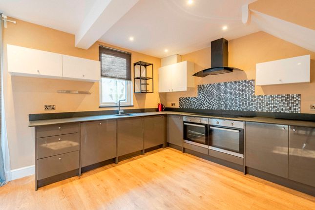7 Keals Croft, Lynton photo 2