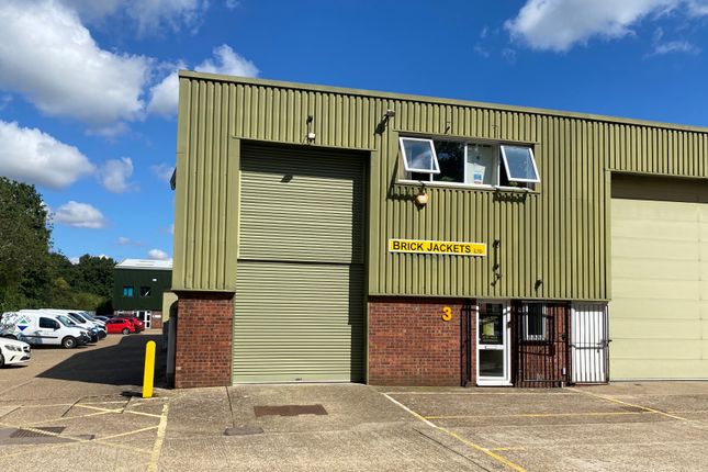 Warehouse to let in Watery Lane, Sevenoaks