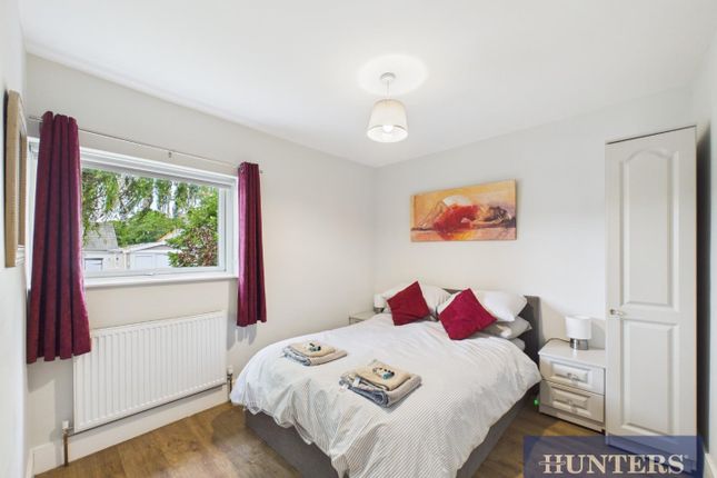 5, Riviera Drive, Bridlington photo 3