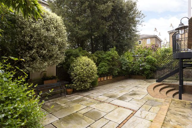 Terraced house to rent in Phillimore Place, Kensington