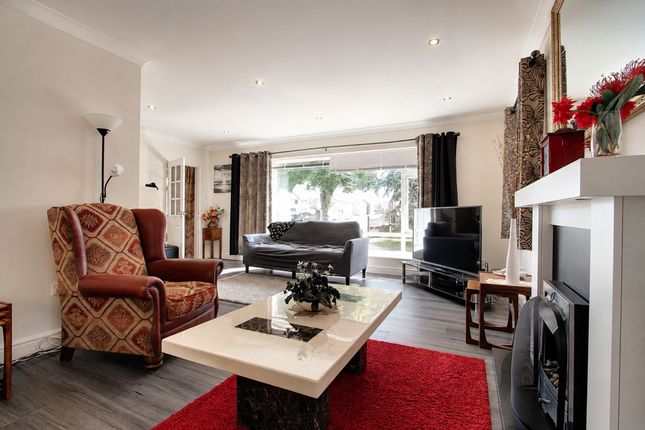 Magnolia, 25 Lime Walk, Spalding photo 4