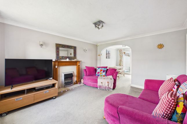 43, Roseacre Drive, Elswick photo 2