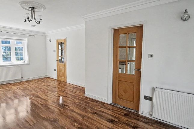 26, Heol-Y-Waun, Bargoed photo 2