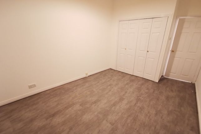 4, Carmichael Court, Leven photo 5