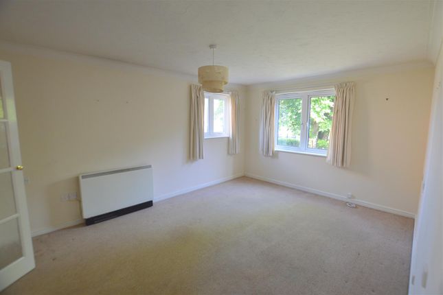 Property for sale in Lowbourne, Melksham