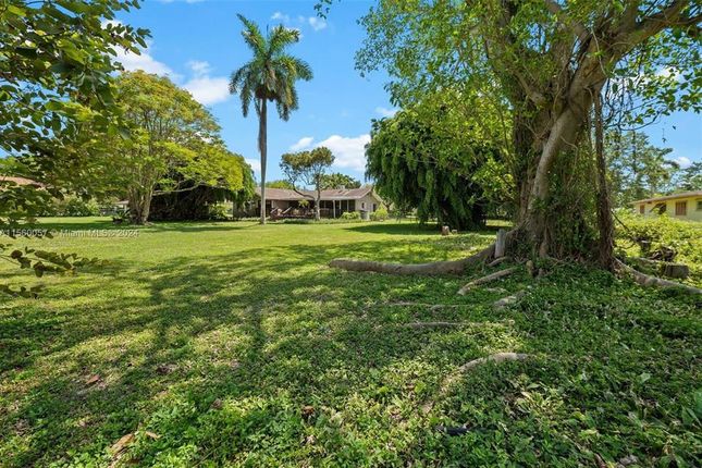 Property for sale in 8205 Sw 136th St, Pinecrest, Florida, 33156, United States Of America