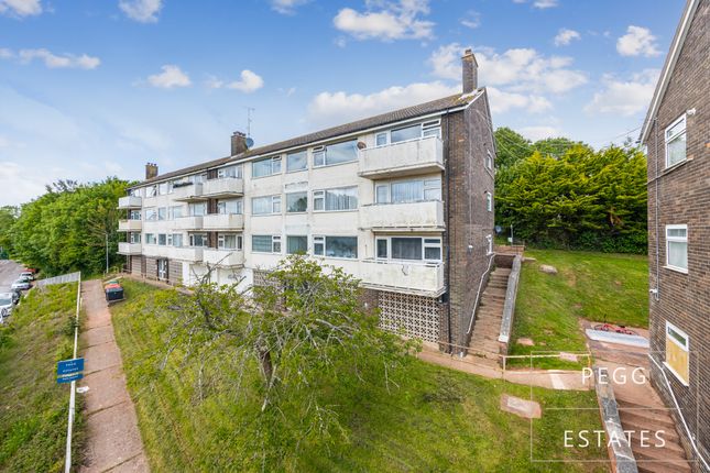 Thumbnail Flat for sale in South Parks Road, Torquay