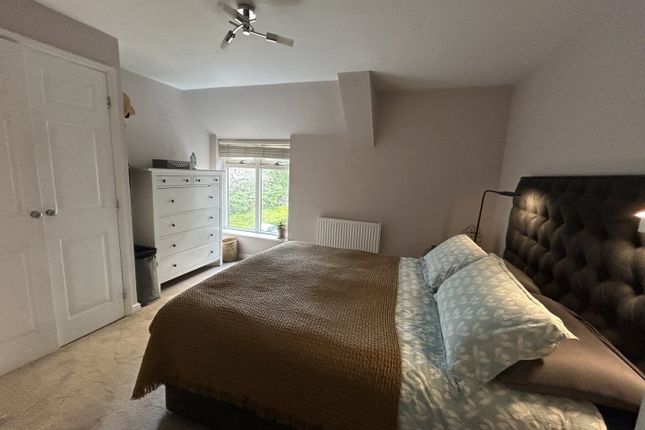Flat for sale in Honeywell Close, Leicester, Leicestershire