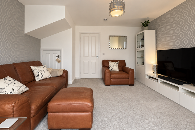5, Canning Close, Leicester photo 3