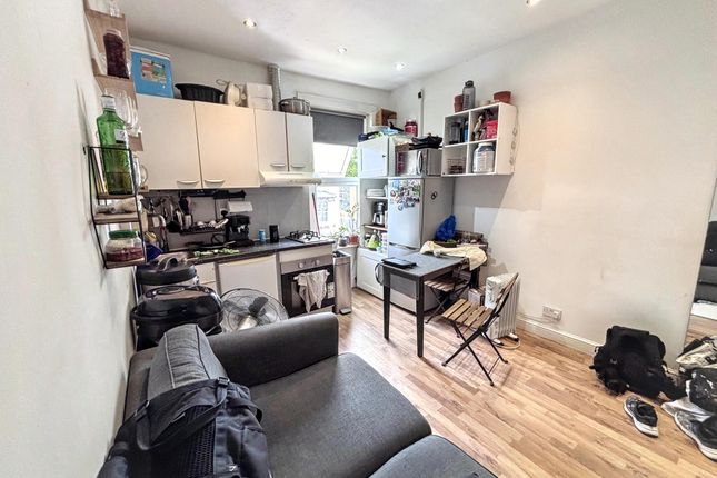22, Montrell Road, London photo 5