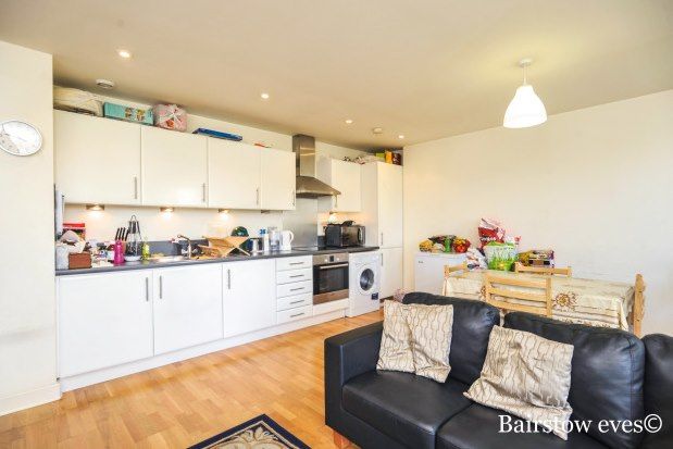 Thumbnail Flat to rent in Roundwood Court, London